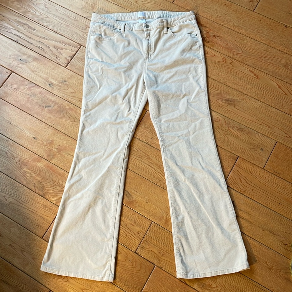 Time and Tru off white corduroy pants
